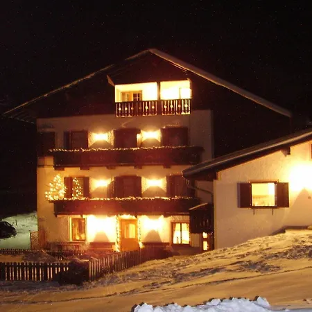 Restaurant Schaurhof Szálloda 3*